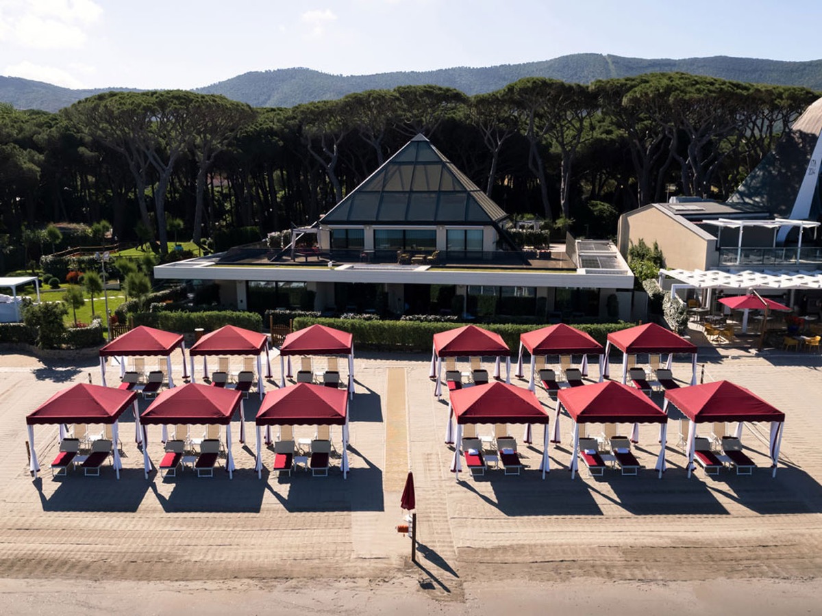Cala Beach Resort